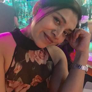 Meet your Posher, Veronica